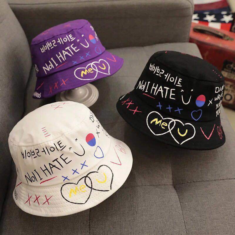Burberrys バーバリー  チルドレン  マフラー  ニット帽  手袋 ニット帽子 マフラー手袋一体型ファー帽子[品番：AGCW0006078