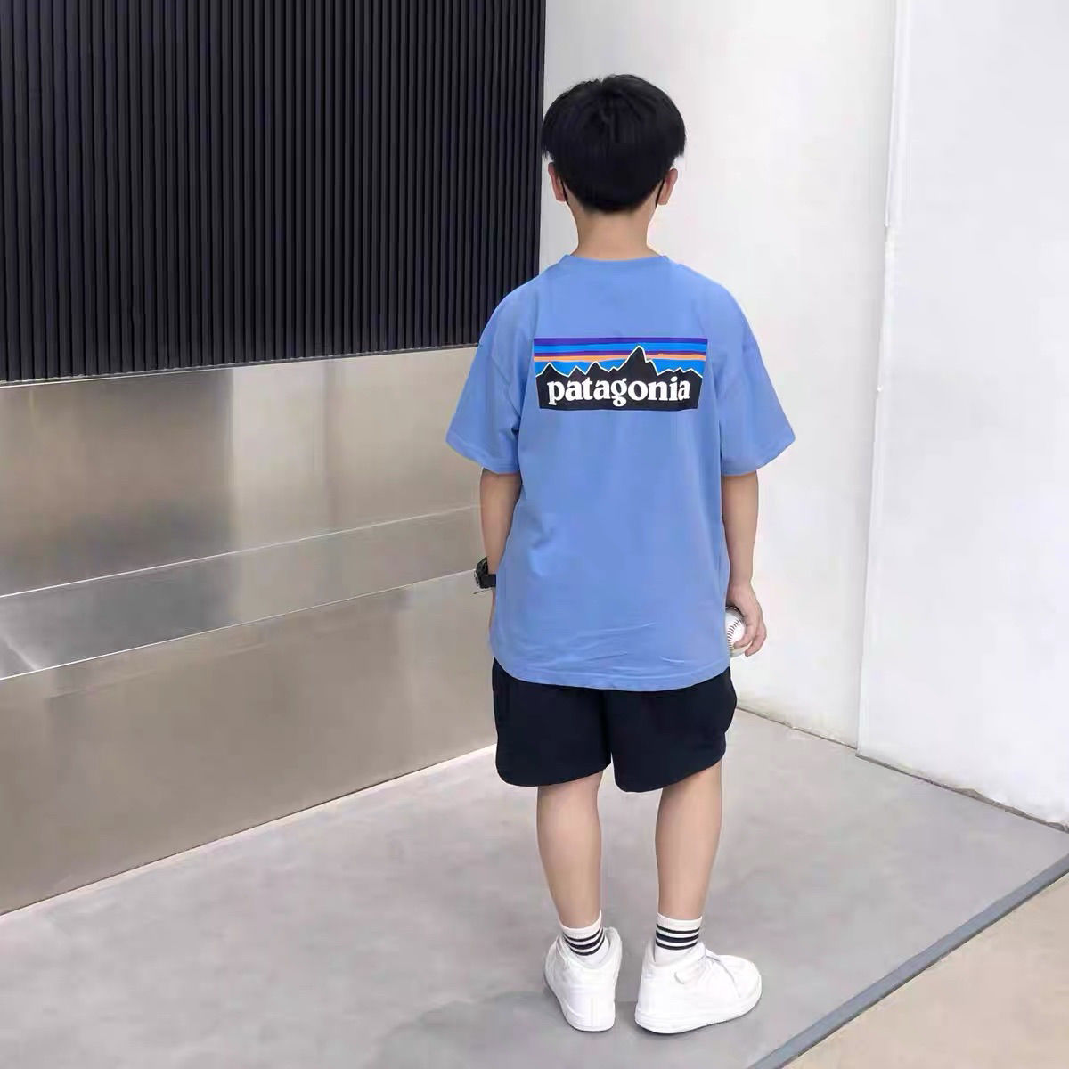 【90-160cm】超カッコイイ 気質満点 ファッション 合わせやすい ゆったり カジュアル 着心地いい 男の子 Tシャツ
