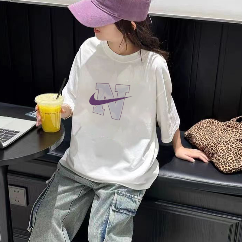 【100-160cm】着回し力抜群 トレンド 合わせやすい 定番 シンプル 着心地いい 女の子 Tシャツ