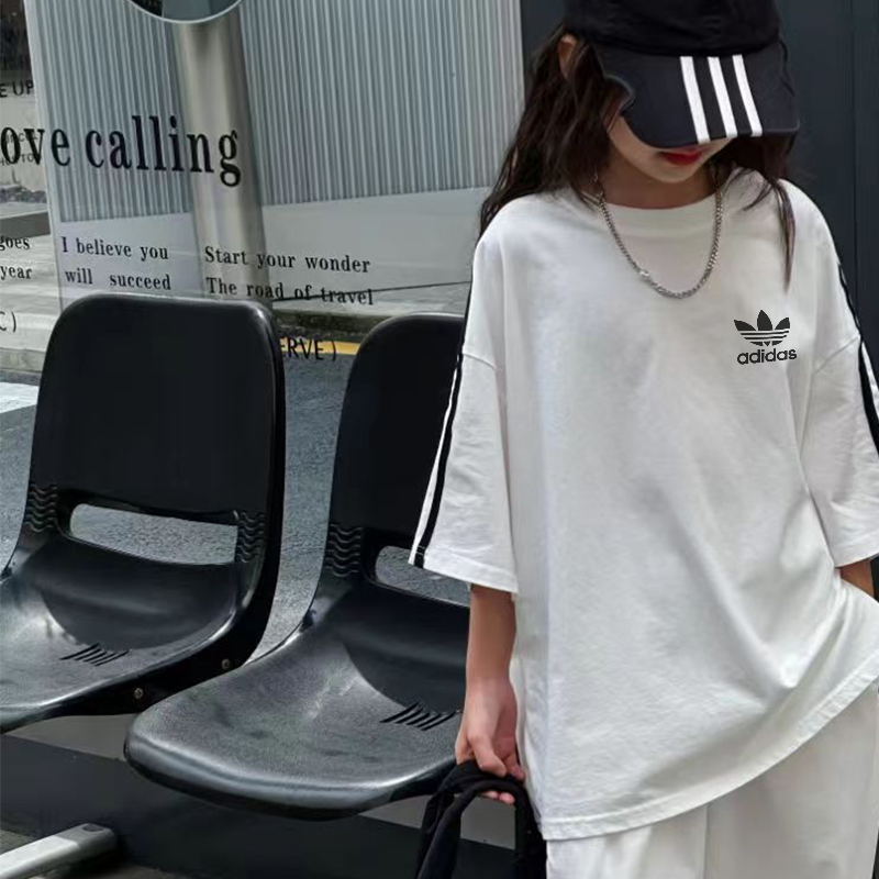 【100-150cm】オシャレ度高め 人気筋商品 ファッション 合わせやすい カジュアル  女の子 半袖 Ｔシャツ