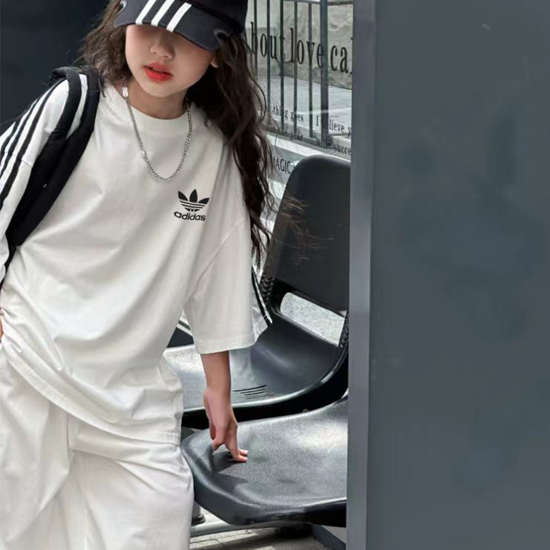 【100-150cm】オシャレ度高め 人気筋商品 ファッション 合わせやすい カジュアル  女の子 半袖 Ｔシャツ