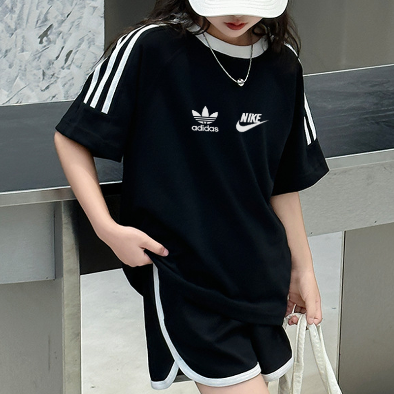 【100-150cm】高級感 人気上昇中 カジュアル ファッション 2色選べる ゆったり オーバーサイズ Ｔシャツ
