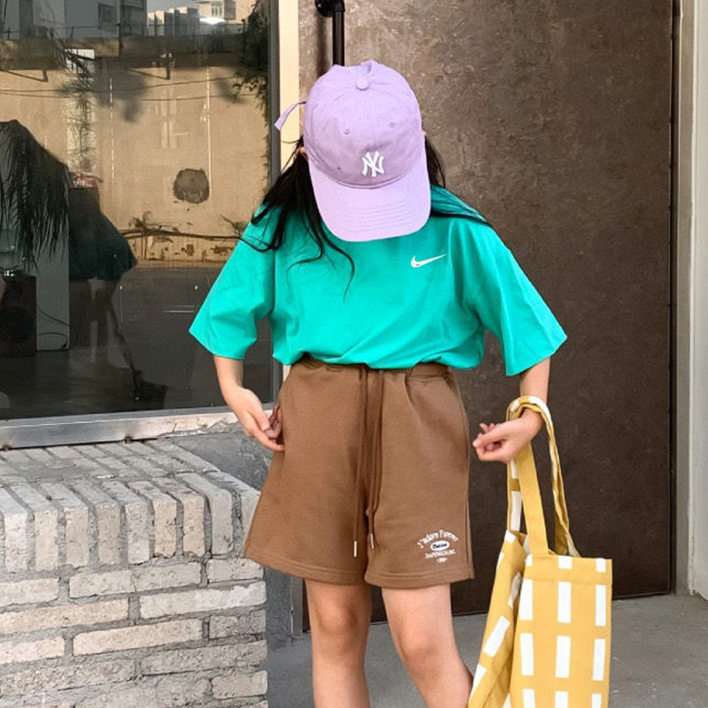 【100-160cm】着回し力抜群シンプル 定番 可愛い アルファベット きれいめ 合わせやすい Tシャツ