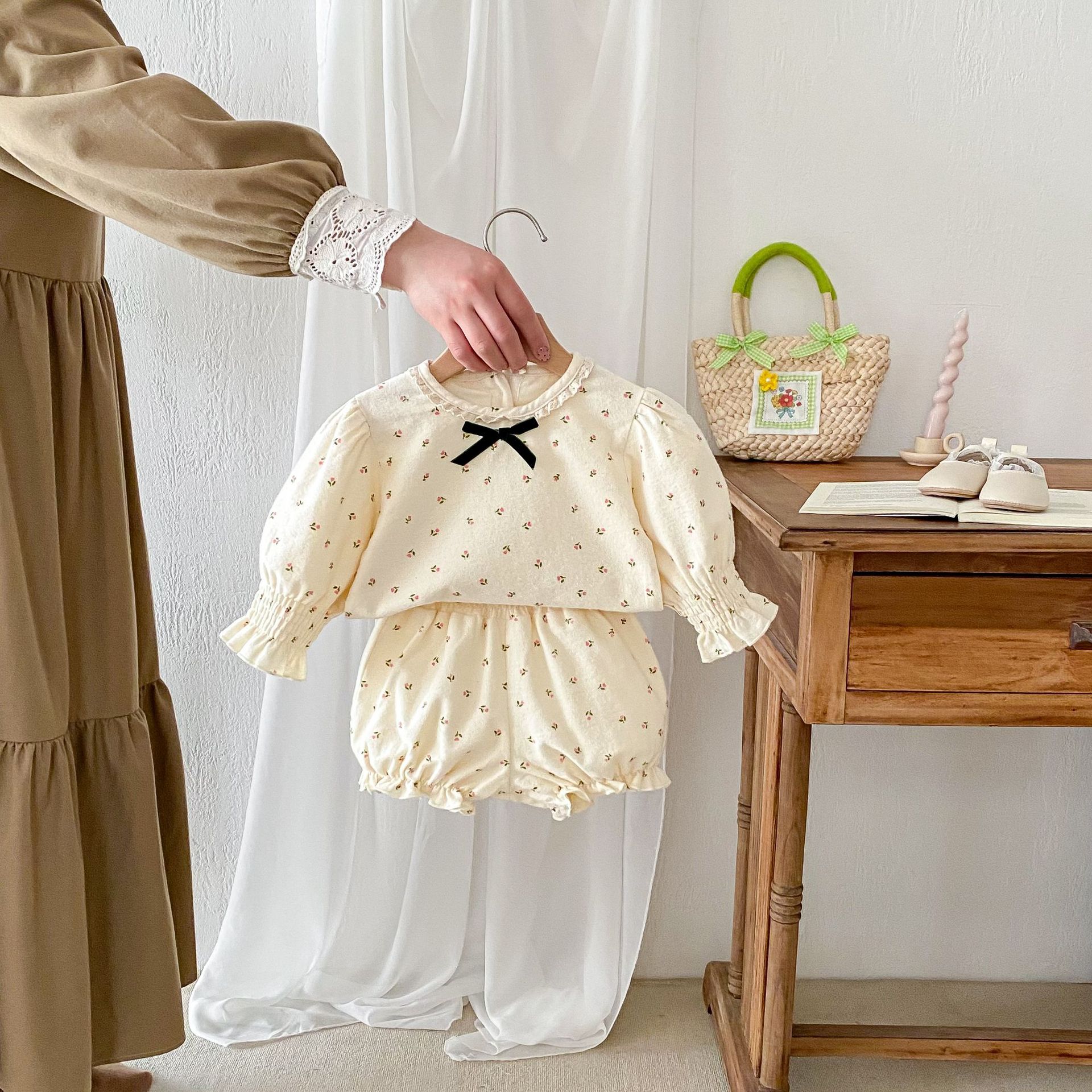 【66-100cm】二点セット/ロンパース 可愛い 花柄 肌に優しい 女の子 ベビー服
