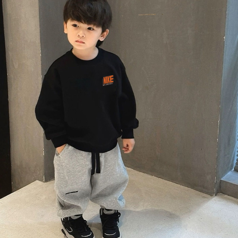 【90-160cm】よく売れる クール カジュアル カッコイイ 合わせやすい 男の子 トレーナー