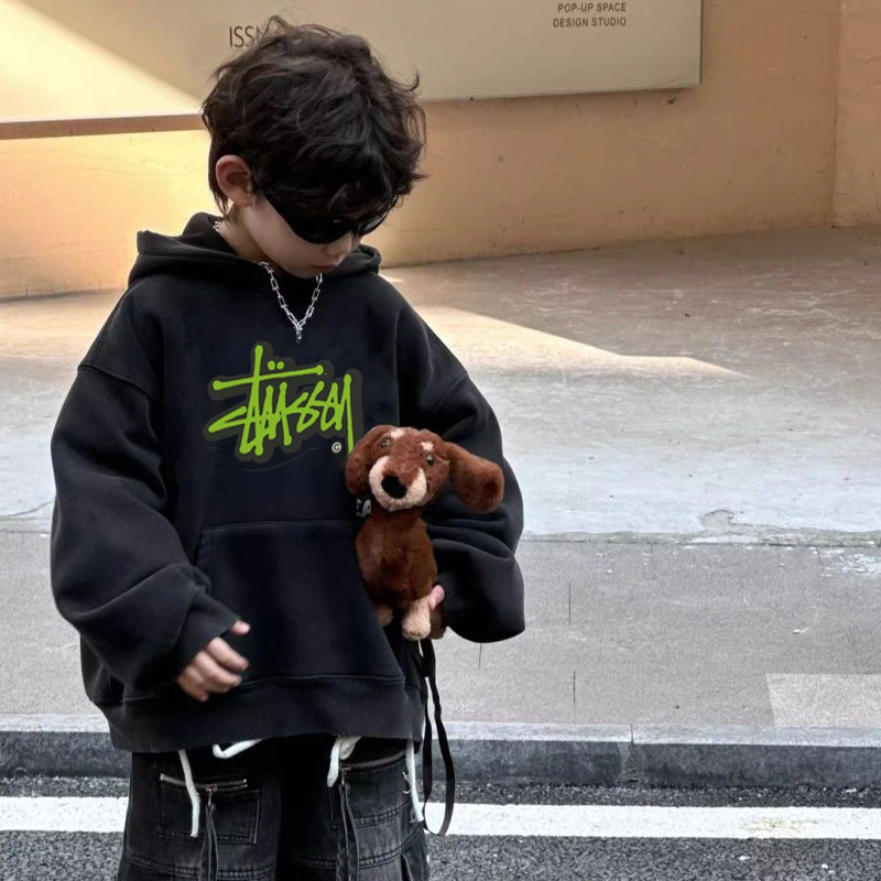 【90-160cm】絶対欲しい 合わせやすい カッコイイ 着やすい 男の子 フード付き パーカー