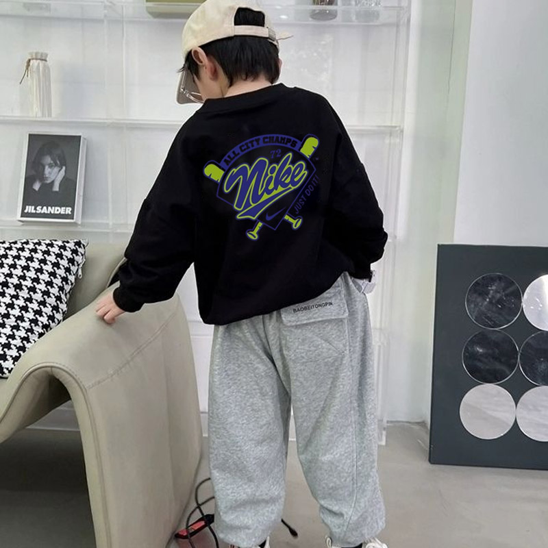 【90-160cm】元気いっぱい 大活躍 カッコイイ トレンド 着やすい 男の子 トレーナー