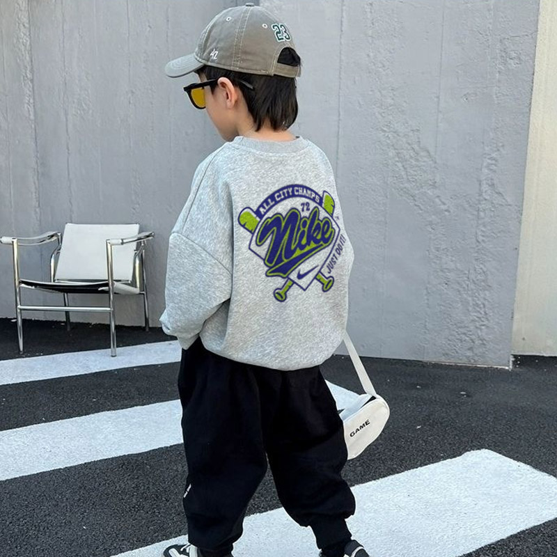【90-160cm】元気いっぱい 大活躍 カッコイイ トレンド 着やすい 男の子 トレーナー