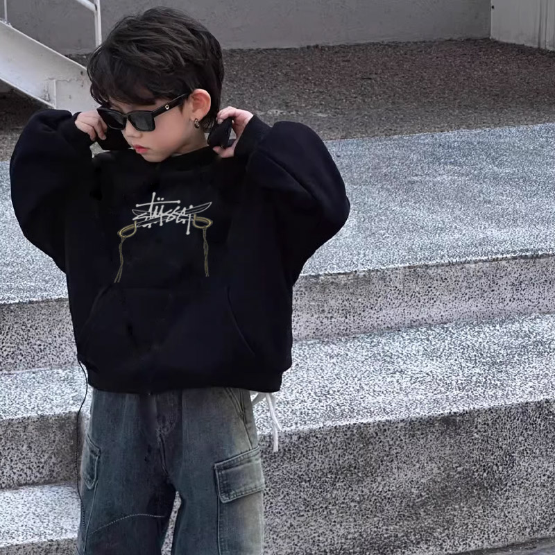 【90-160cm】目を奪われる 合わせやすい カッコイイ 着やすい 男の子 フード付き パーカー
