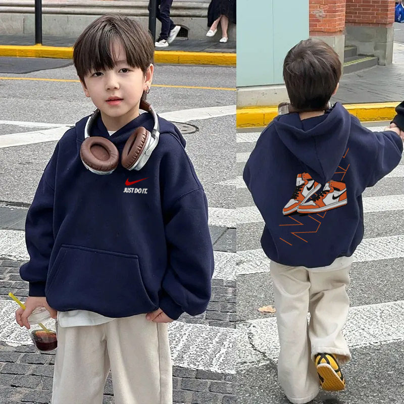 【90-160cm】存在感抜群 プリント 快適 合わせやすい  男の子 フード付き パーカー