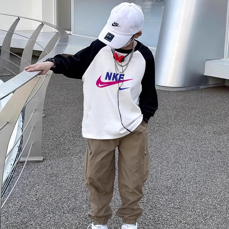【110-160cm】絶対欲しい！カジュアル シンプル 合わせやすい トレンド 人気 長袖 Tシャツ