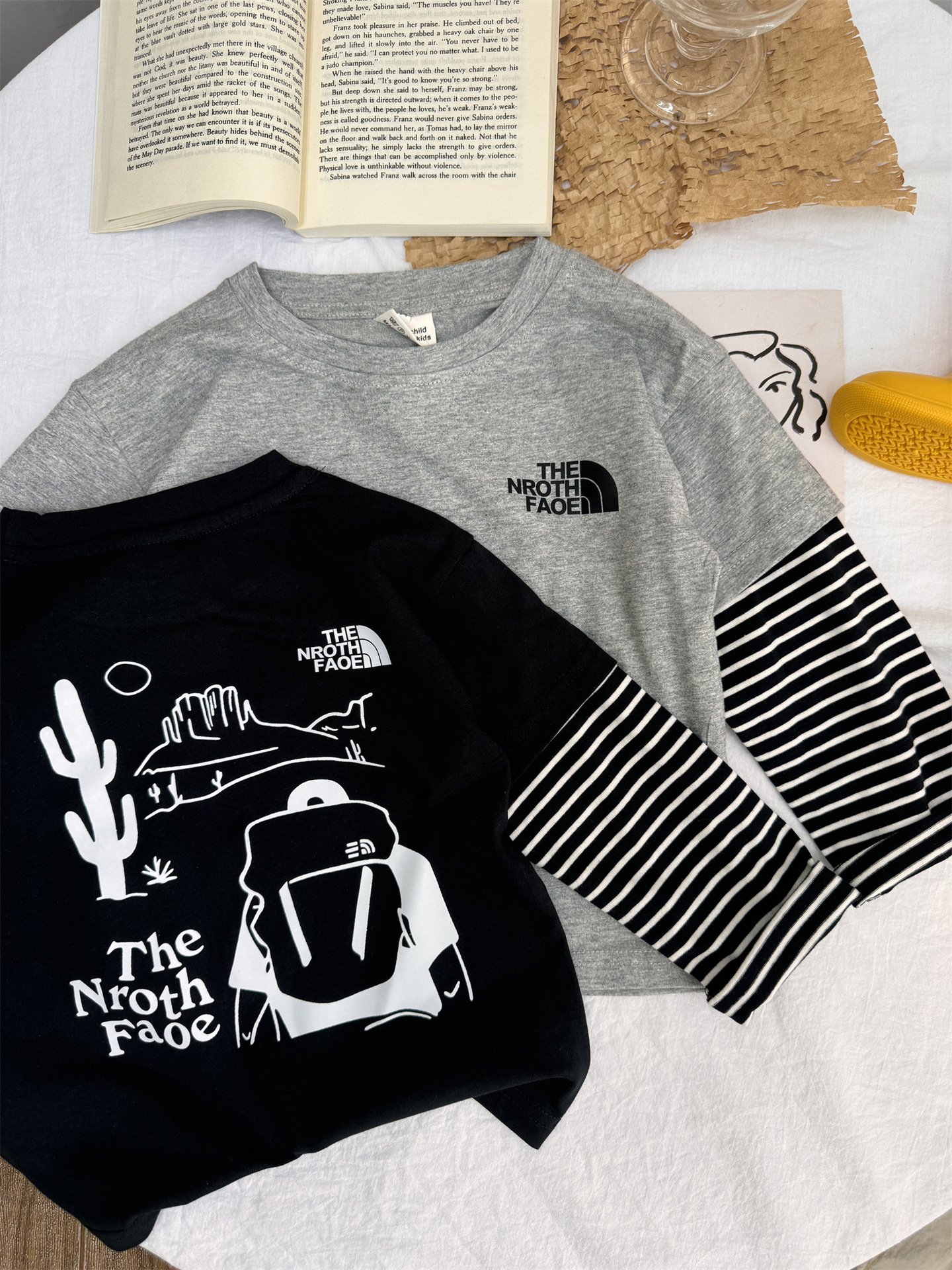 【90-140cm】Tシャツ 男の子 長袖 人気 ディリー 合わせやすい 絶対欲しい!カジュアル フェイクレイヤード トップス
