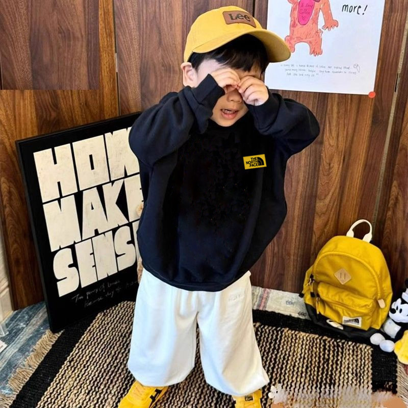 【100-160cm】元気いっぱい 大活躍 カッコイイ カジュアル 男の子 フード付き パーカー