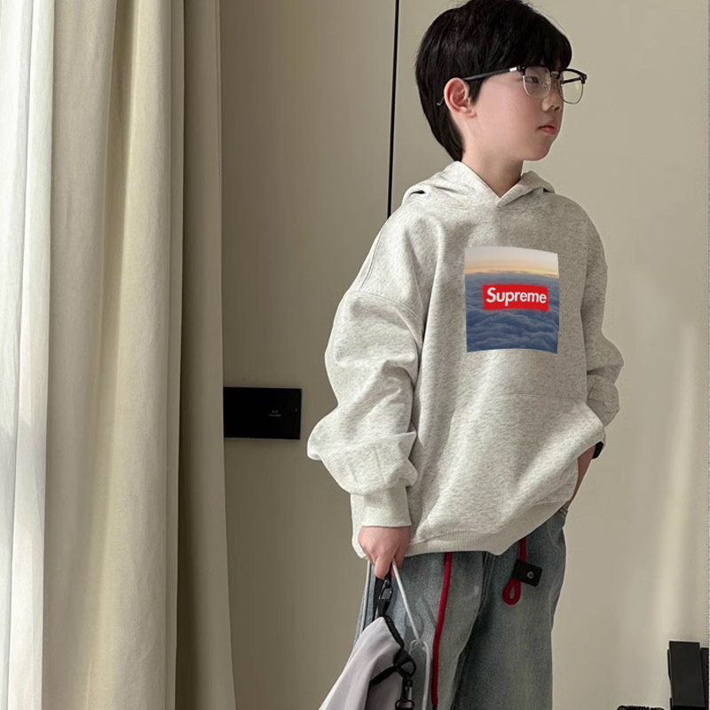 【90-160cm】着回し力抜群 売れ筋 合わせやすい 定番 カジュアル 男の子 フード付き パーカー