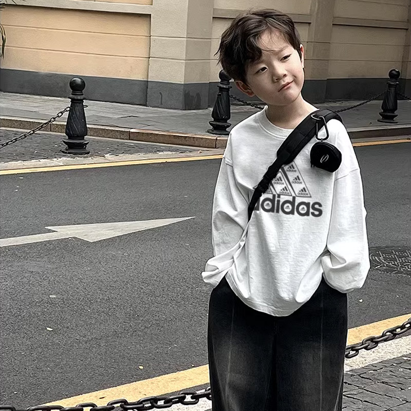【90-160cm】着回し最強 カッコイイ スタイリッシュ 快適 着やすい 男の子 長袖 Tシャツ
