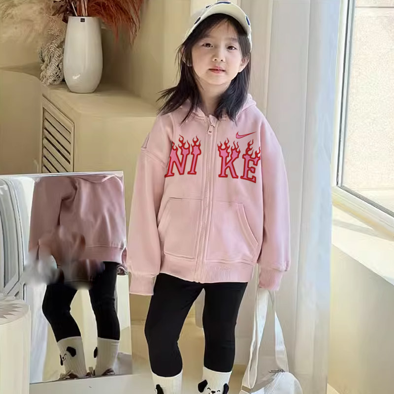 【90-160cm】話題沸騰中 おしゃれ カジュアル 合わせやすい 女の子 ジップパーカー