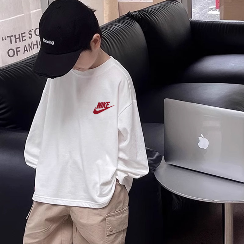 【110-170cm】人気爆発中 トレンド カッコイイ 合わせやすい 男の子 長袖 Tシャツ