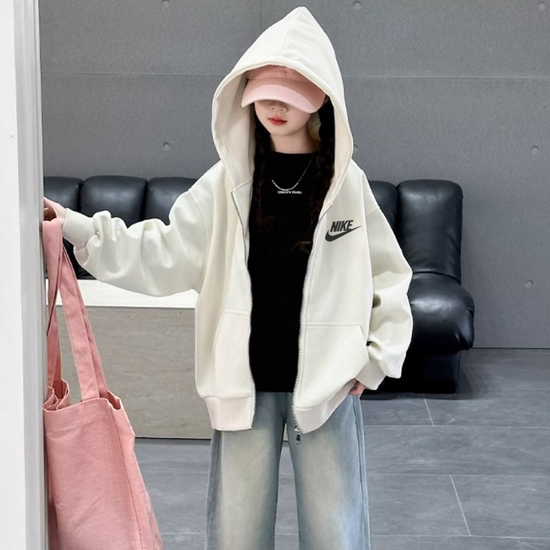 【90-160cm】取り入れたい カジュアル 着やすい 快適 女の子 ジップパーカー