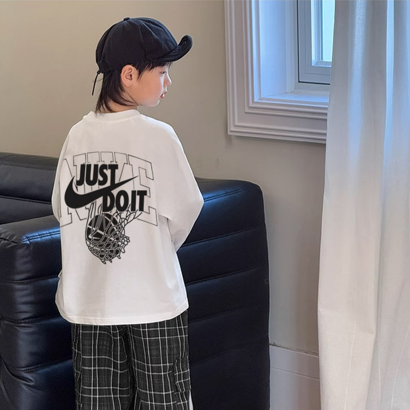 【90-160cm】着回し力抜群 売れ筋 快適 シンプル 合わせやすい 男の子 長袖 Tシャツ