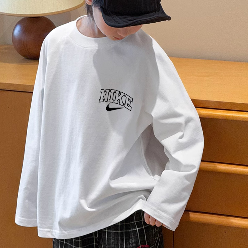 【90-160cm】着回し力抜群 売れ筋 快適 シンプル 合わせやすい 男の子 長袖 Tシャツ