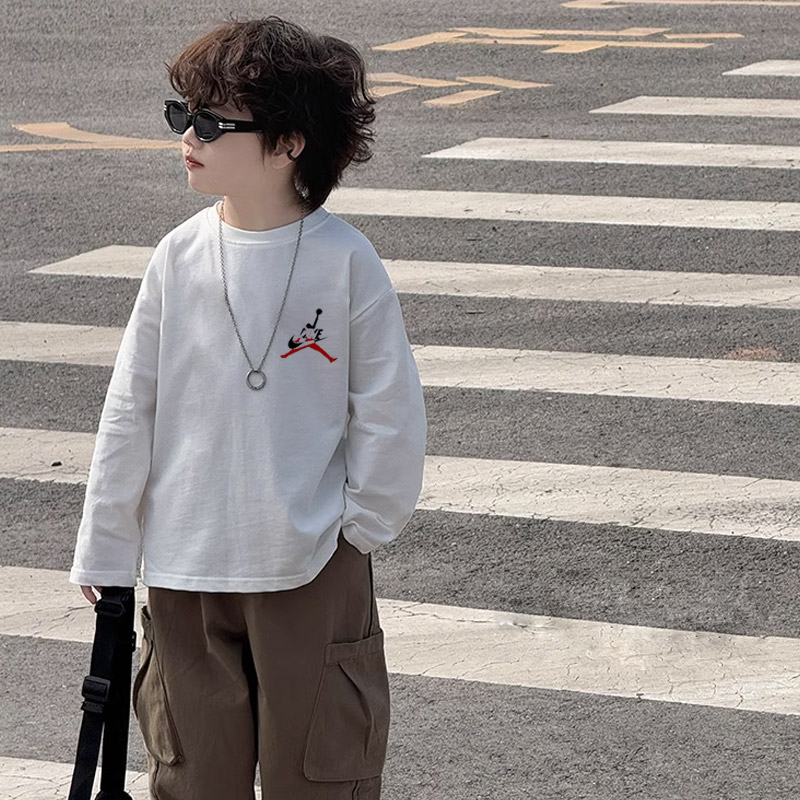 【90-160cm】人気爆発中 大活躍 カジュアル 着やすい 男の子 長袖 Ｔシャツ