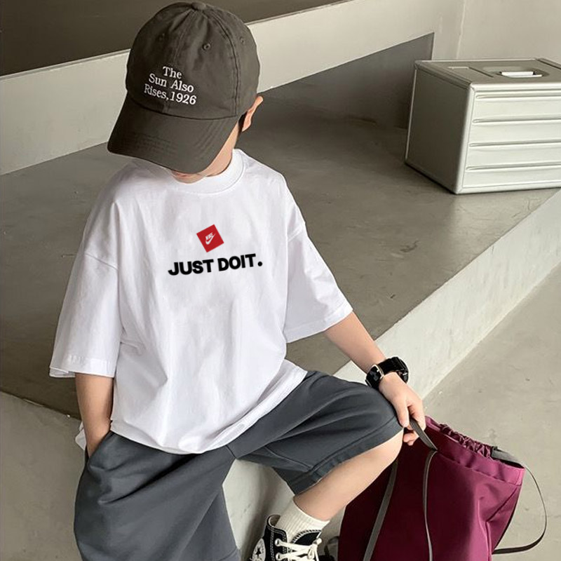 【90-160cm】トレンド感満点 大活躍 アルファベット 快適 男の子 半袖 Ｔシャツ