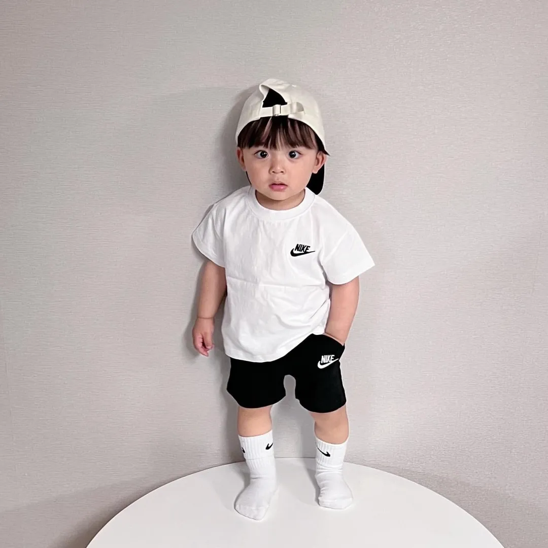 【80-130cm】二点セットシンプル定番 人気 ルーズ 半袖 Ｔシャツ+ショートパンツ セットアップ