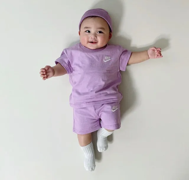 【80-130cm】二点セットシンプル定番 人気 ルーズ 半袖 Ｔシャツ+ショートパンツ セットアップ