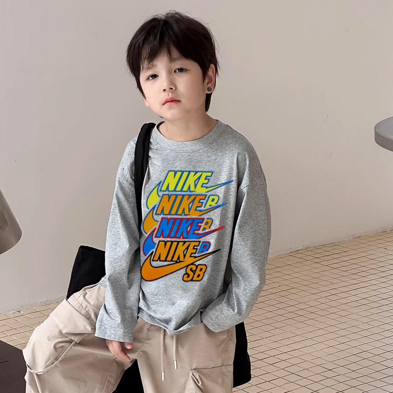 【90-160cm】コンフォート感抜群 カジュアル 合わせやすい 男の子 長袖 Tシャツ