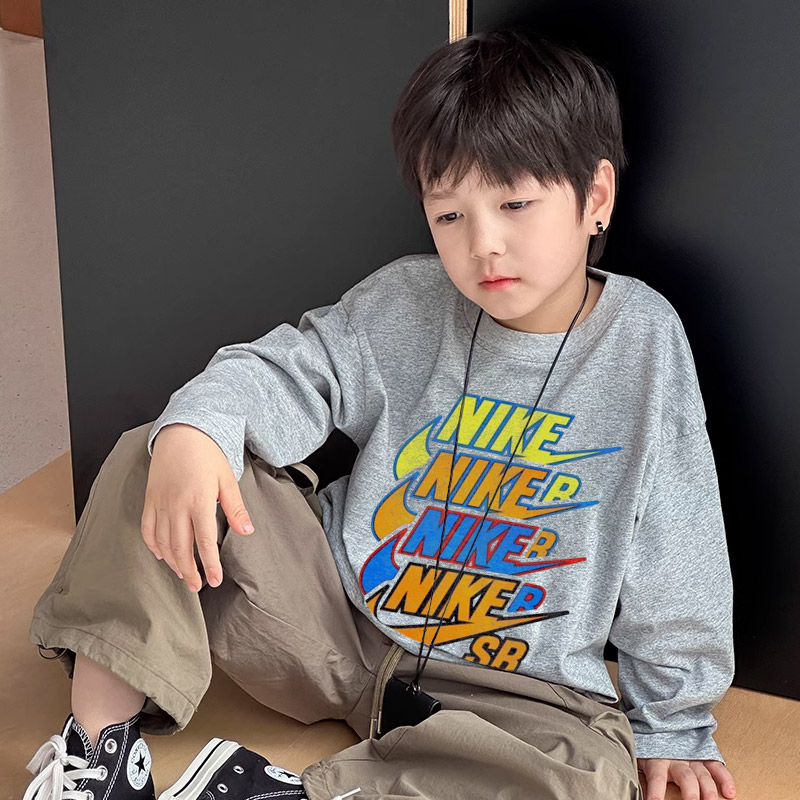 【90-160cm】コンフォート感抜群 カジュアル 合わせやすい 男の子 長袖 Tシャツ