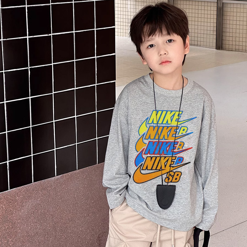 【90-160cm】コンフォート感抜群 カジュアル 合わせやすい 男の子 長袖 Tシャツ