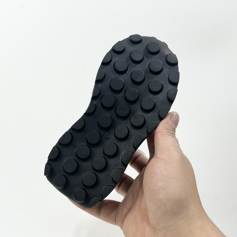 超人気商品 快適 通気性 軽量 クラシックキッズ シューズ スニーカー