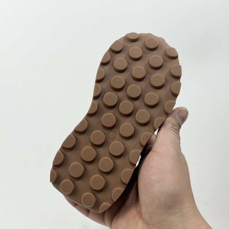 超人気商品 快適 通気性 軽量 クラシックキッズ シューズ スニーカー