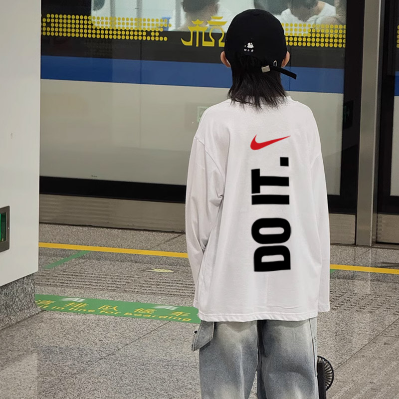 【90-160cm】絶対見逃さないで カジュアル アルファベット クール 男の子 長袖 Ｔシャツ