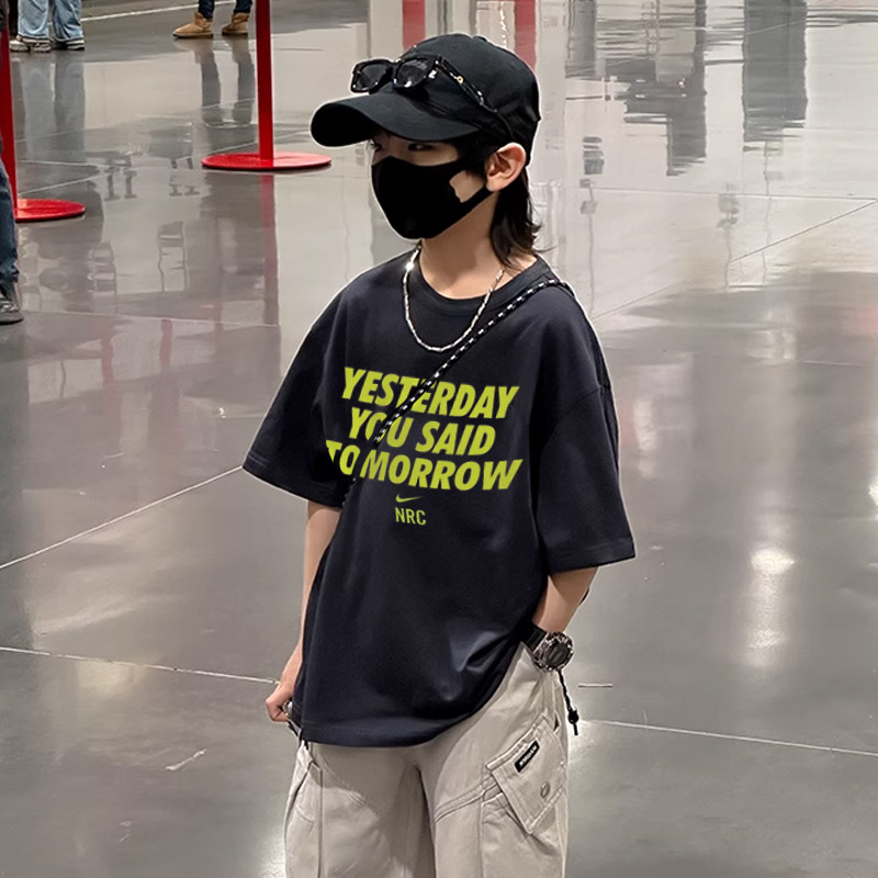 【90-160cm】着回し力抜群 爆売れ中 カジュアル カッコイイ 男の子 半袖 Ｔシャツ