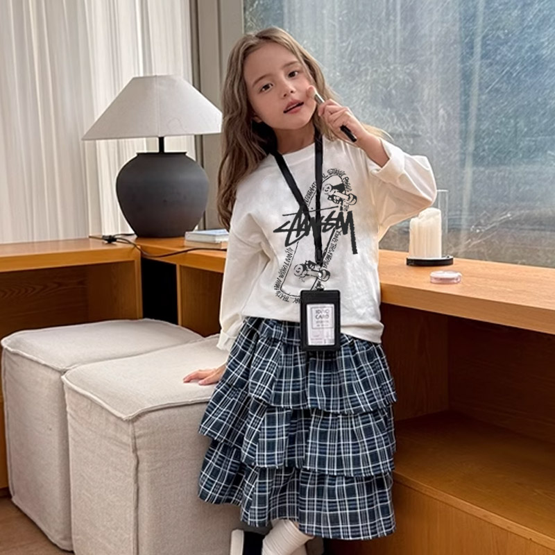 【90-160cm】好感度100％  爆売れ中 着やすい カジュアル 女の子 長袖 Ｔシャツ