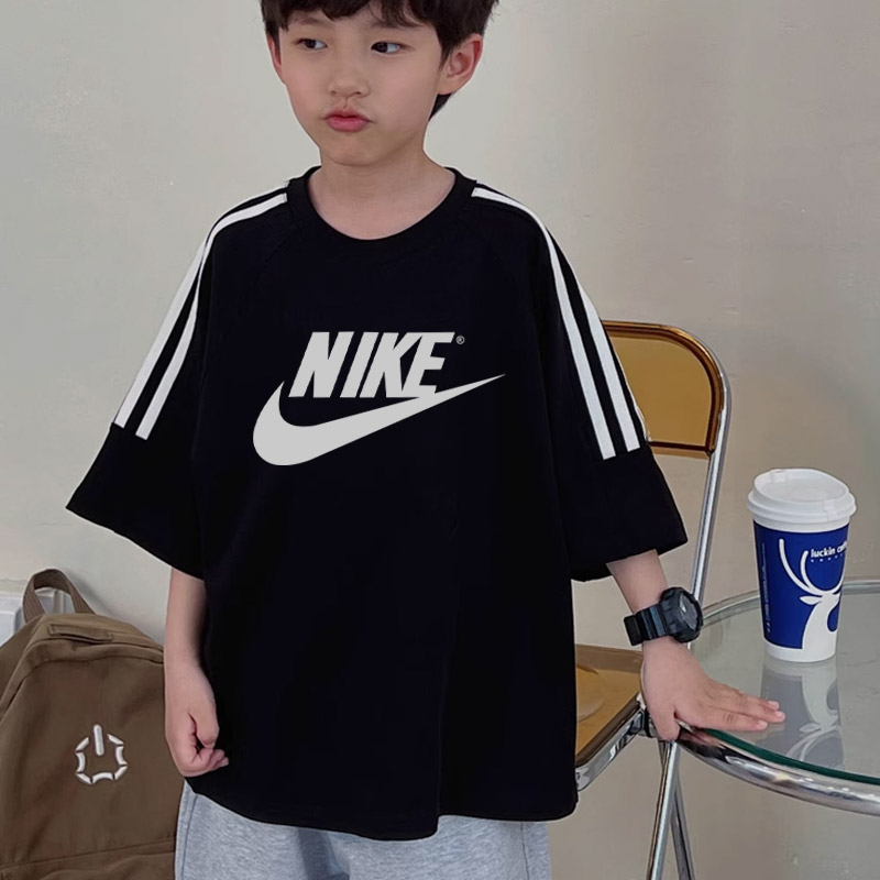 【100-160cm】人気上昇中 大注目 カジュアル 合わせやすい 男の子 半袖 Ｔシャツ