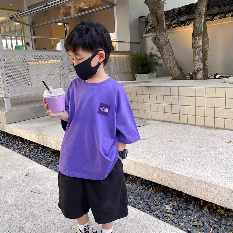 【90-160cm】存在感抜群 大活躍 クール 合わせやすい 男の子 半袖 Tシャツ