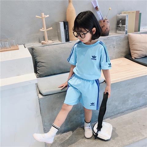 【100-150cm】二点セット 大活躍 カジュアル シンプル 半袖 Tシャツ+ショートパンツ セットアップ