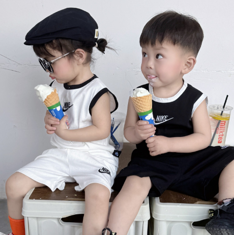 【80-120cm】二点セット 絶対欲しい 大人気 快適 カジュアル タンクトップ＋ショートパンツ セットアップ