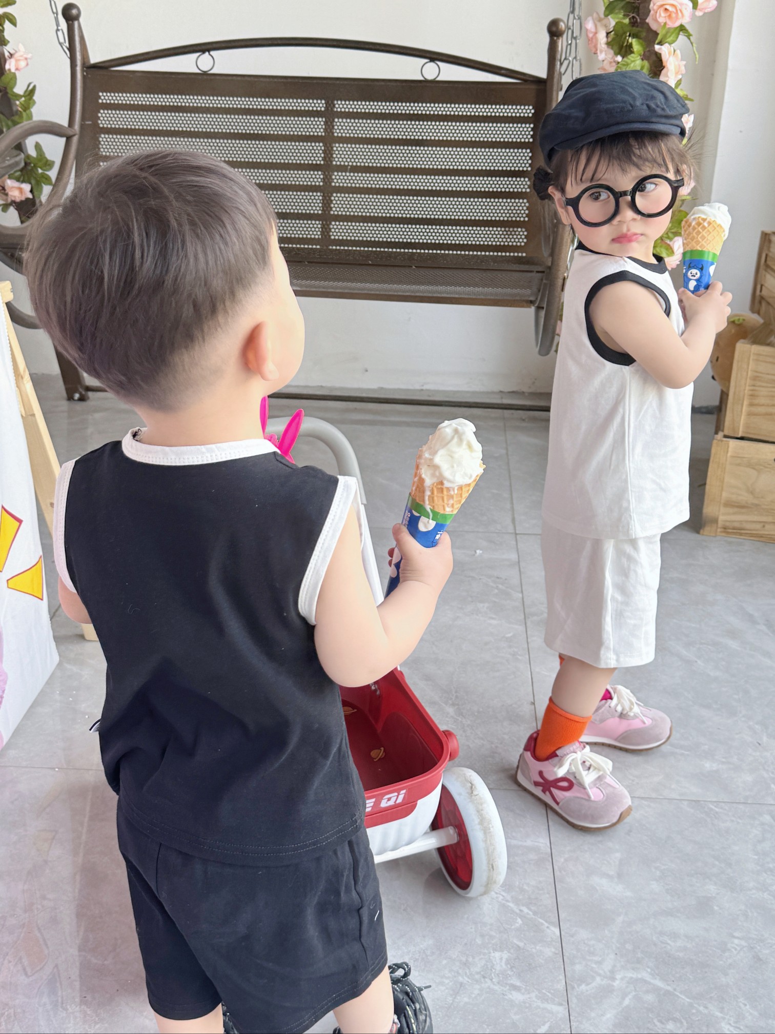 【80-120cm】二点セット 絶対欲しい 大人気 快適 カジュアル タンクトップ＋ショートパンツ セットアップ