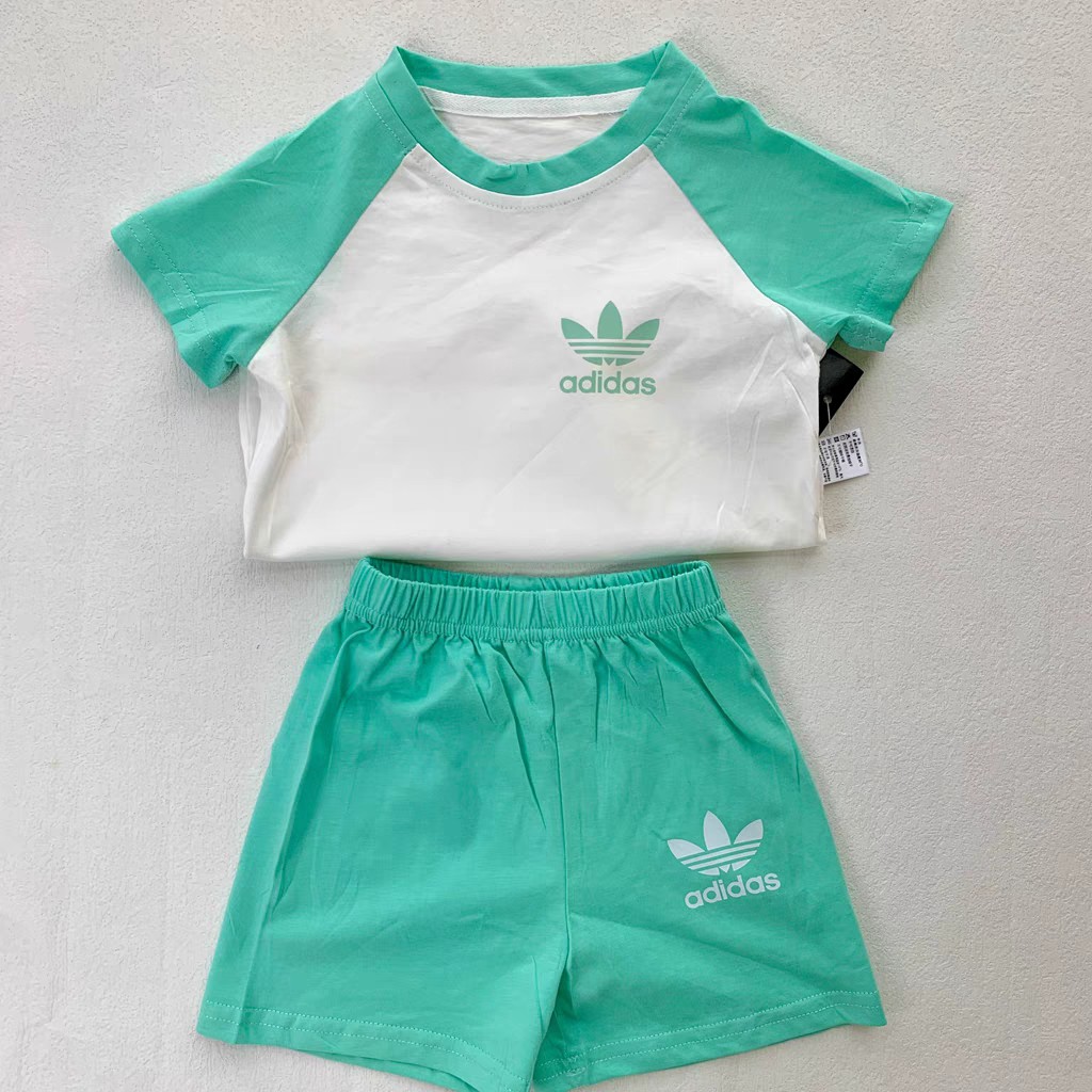 【80-140cm】二点セット 好感度100％ カジュアル 快適 半袖Ｔシャツ＋ショートパンツ セットアップ