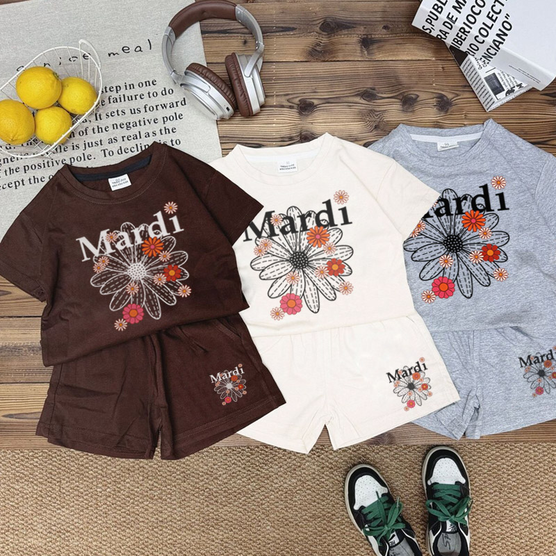 【90-160cm】二点セット シンプル 着心地良い 半袖 Ｔシャツ＋ショートパンツ セットアップ