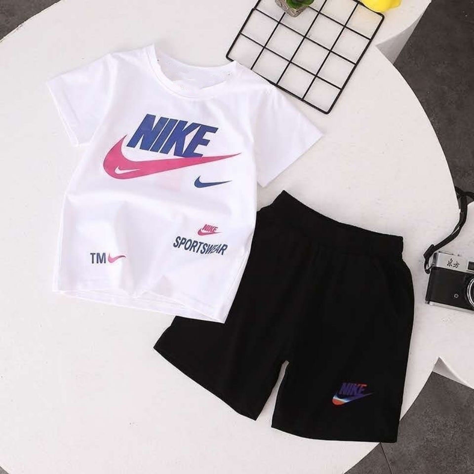 【100-160cm】二点セット 人気商品 売れ筋 快適 カジュアル 半袖Ｔシャツ＋ショートパンツ セット