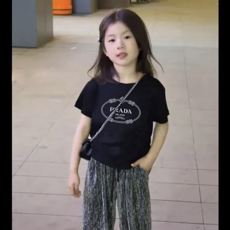 【90-150cm】好感度100％  爆売れ中 カジュアル トレンド  男女限らず 半袖 Ｔシャツ