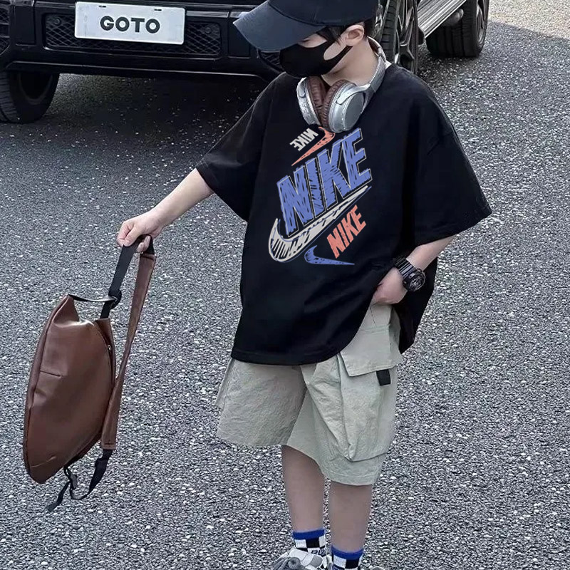 【90-160cm】元気いっぱい スタイリッシュ カジュアル 着やすい 男の子 Tシャツ