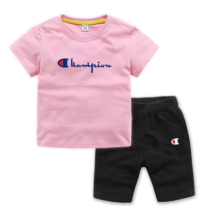 【100-160cm】二点セット 絶対後悔しない 大人気 スポーティー 快適 半袖Tシャツ+ショートパンツ セット