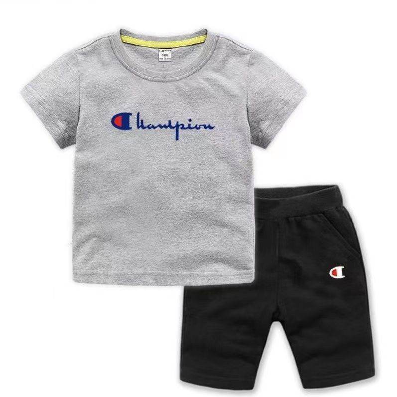 【100-160cm】二点セット 絶対後悔しない 大人気 スポーティー 快適 半袖Tシャツ+ショートパンツ セット