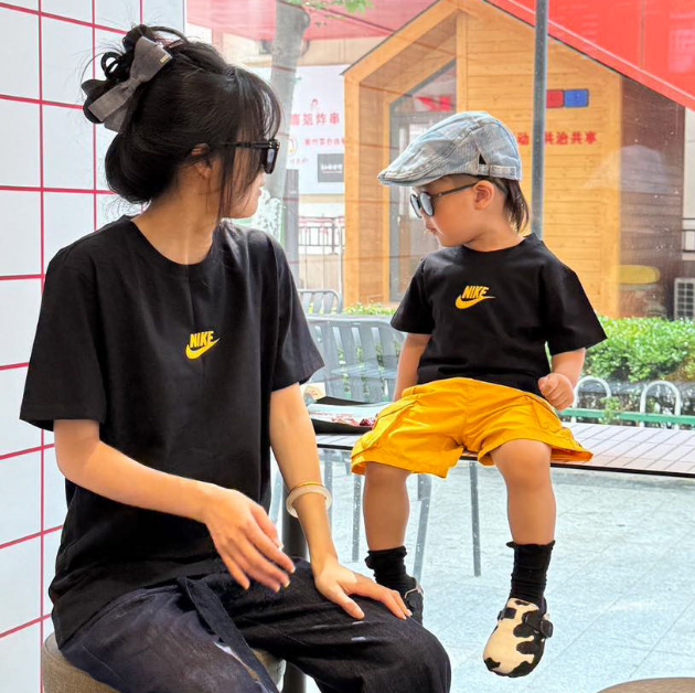 【90-150cm+親サイズ】人気爆発中 大活躍 カジュアル 合わせやすい 親子ペア 半袖 Ｔシャツ
