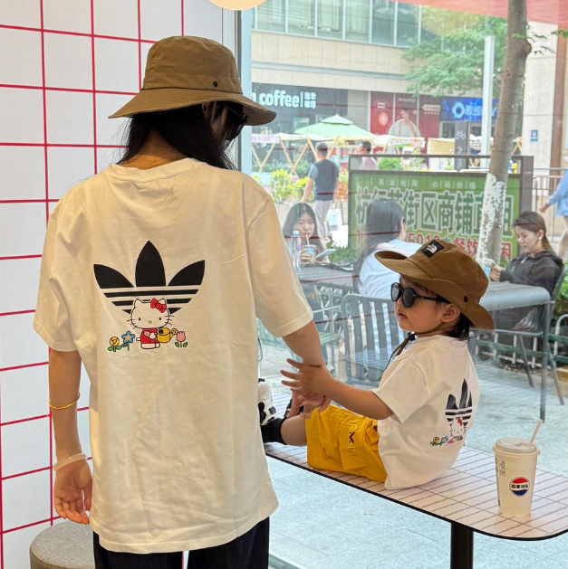 【90-150cm+親サイズ】売り切れ必至 カートゥーン 可愛い 合わせやすい 親子ペア 半袖 Ｔシャツ